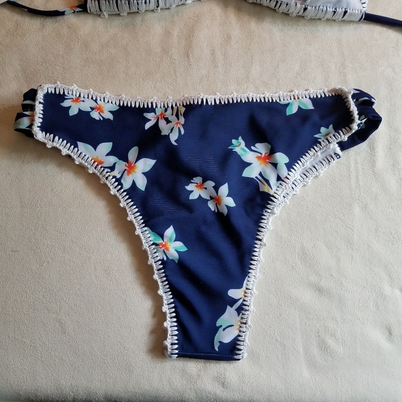 NWT LAST 1! Floral Boho Bikini w/Crocheted Edges - Picture 5 of 7